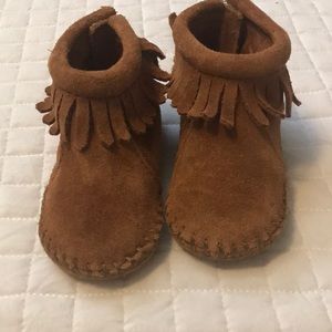 Baby girl moccasins